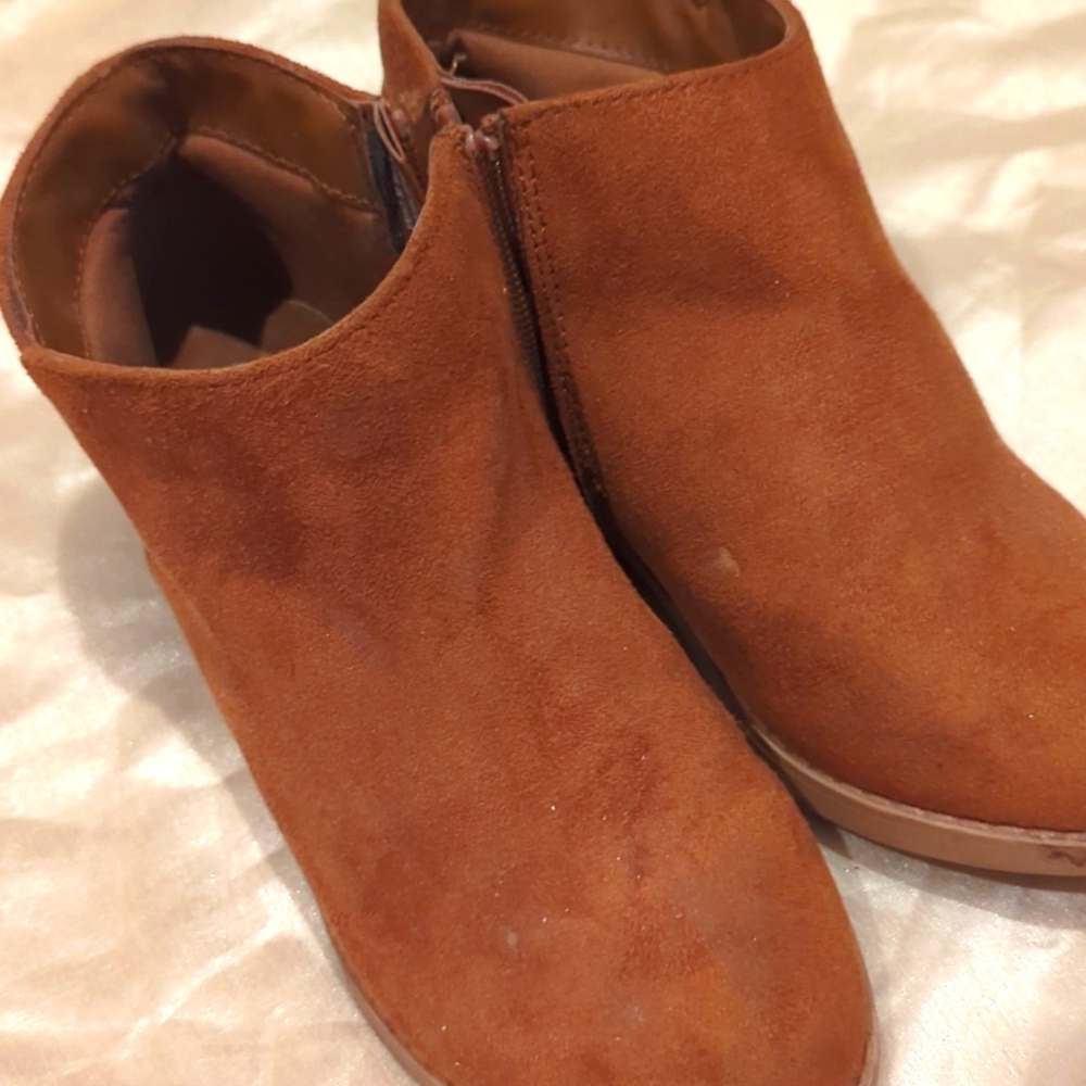 Kids zipper booties